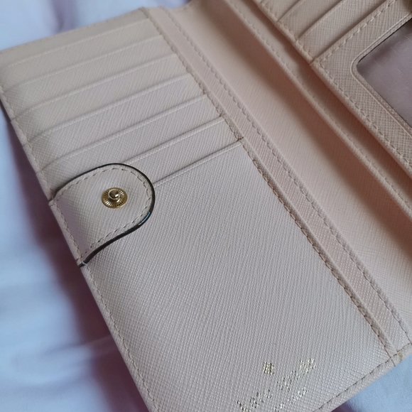 KATE SPADE Newbury ID Wallet - Picture 4 of 10
